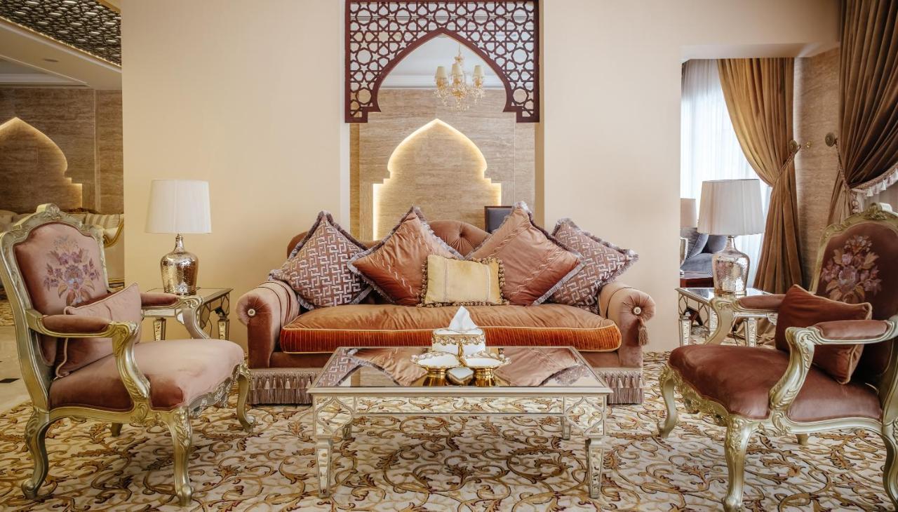Crystal Plaza Al Majaz Hotel Sharjah Esterno foto