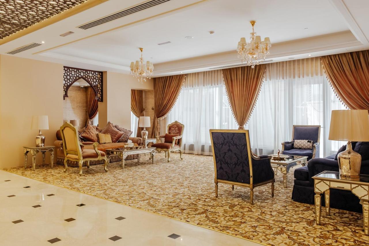 Crystal Plaza Al Majaz Hotel Sharjah Esterno foto